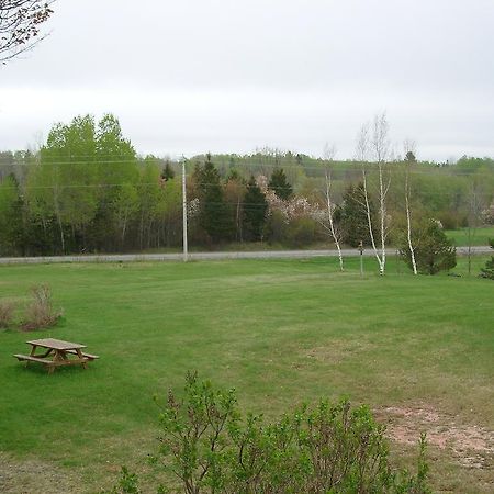 Forest Haven Inn Tatamagouche Exterior photo