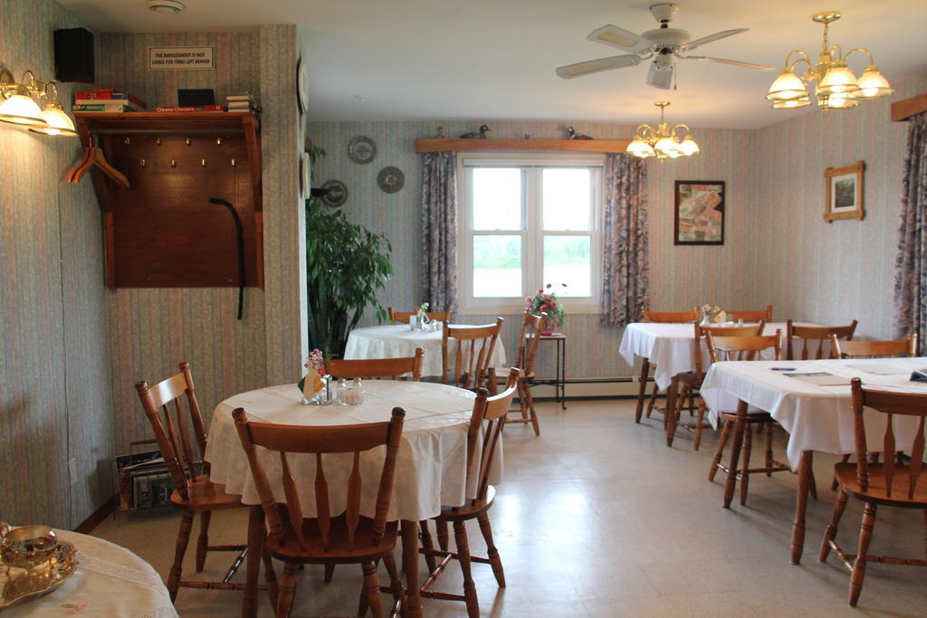 Forest Haven Inn Tatamagouche Exterior photo